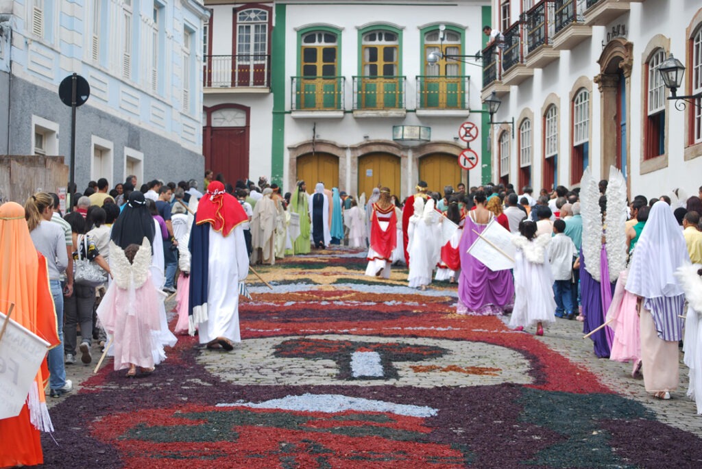As solenidades religiosas da Semana Santa foram confirmadas em Ouro Preto com a divulgação oficial da programação pela Paróquia de Nossa Senhora do Pilar, após 2 anos de interrupção devido à pandemia da Covid-19.